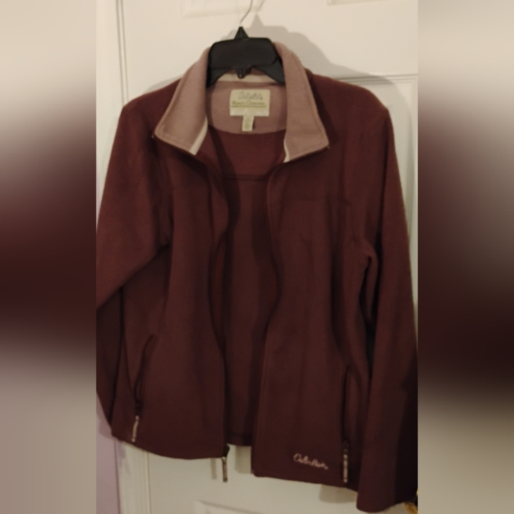 Cabela's women's size large purple fleece jacket